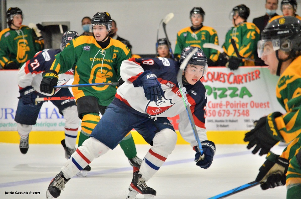 Le Collège Français subit un premier revers