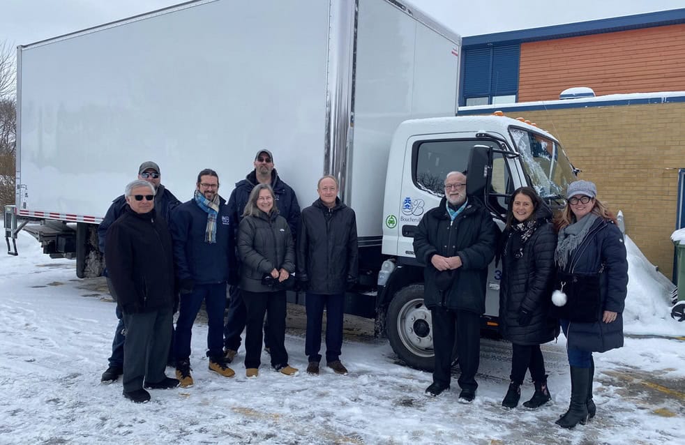 Boucherville fait un pas vers la mobilité durable avec un camion électrique