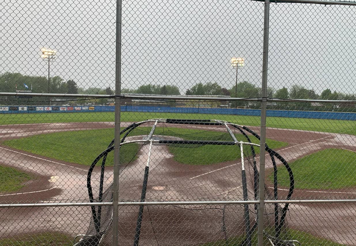 Le match d'ouverture des Ducs de Longueuil est reporté