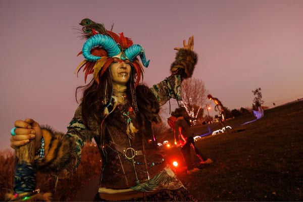 La Ville de Sainte-Catherine soutient financièrement la tenue du populaire événement d'Halloween, le sentier de la frousse au parc Optimiste, pour l'édition 2025.