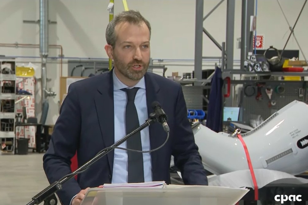 ministre,fm1033,gouvernement,travaux,Longueuil,annonce,acheter,stratégie,contrat,installations,mesures,politique,valeur,libéraux,compter