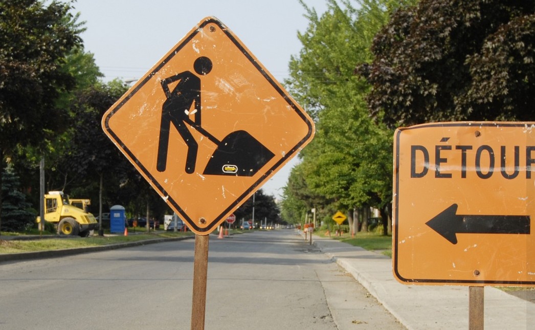 ville,fm1033,Saint-Lambert,rues,année,période,programme,ateliers,piscine,sportifs,plateaux,chantiers,confirme,chemins,trottoirs,montant,moderniser,municipaux,citoyens,majeurs