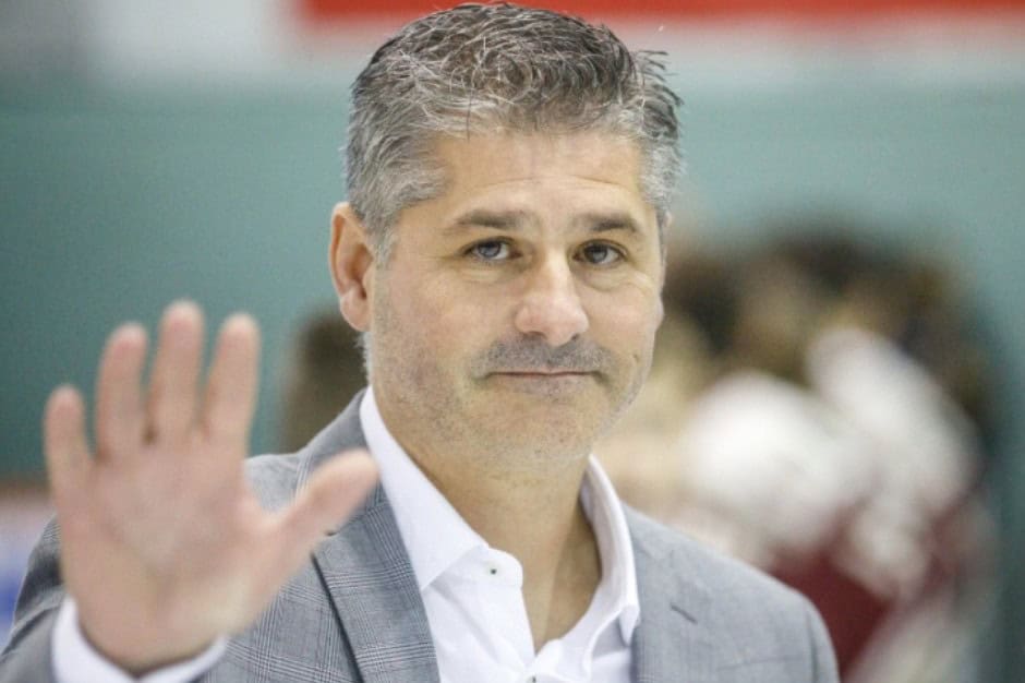 50e anniversaire collège Charles-Lemoyne hommage Ligue de hockey M18 AAA du Québec Martin Russell riverains