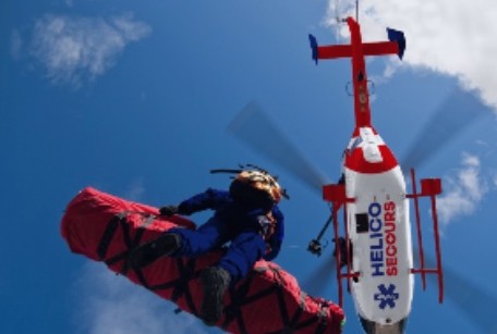 fm1033,Hélico,transport,coopérative,secours,précisions,services,offre,direction,confusion,milieux,urgence,annonce,activités,pint,attentes,membres,blessées,compagnie,charge,patients