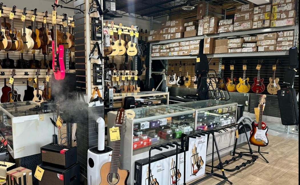 show,musique,succursale,magasin,points, vente,imposé,Montréal,opération,ligne,rabais,vaste,liquidation