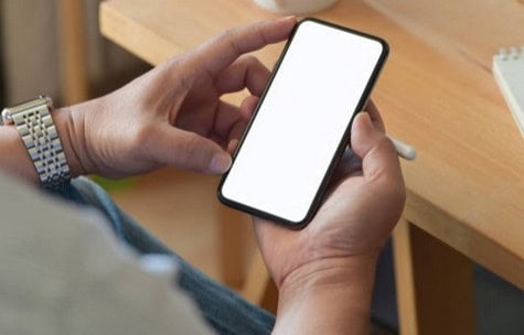 radios,communautaires,investir,gouvernement,géants,web,élus,stations,publicités,GAFAM,médias,ancrée,enjeux,mesures,agir