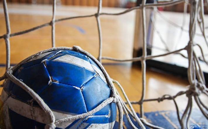 journaliste,Rive-Sud,futsal,collège,garçons,secondaire,volet,féminin,catégorie,masculin,terminé,équipes,filles,présence,école,éducation