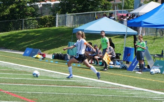 joueuse,coupe,monde,féminine,Canada,ans,première,groupe,Roussillon,jeux,équipe,club,soccer,académie,jeunes,ville