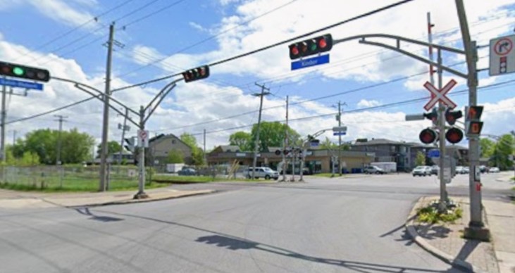 montant,Saint-Hubert,voie,ferrée,parts,futur,système,assumer,coûts,entretien,chantier,circulation, parties,remplacer,dollars,compagnie,système,CN