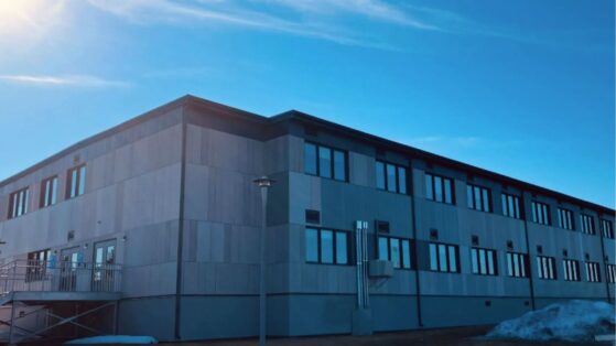 école,La Prairie,terrain,origine,centre,services,scolaire,chantier,démolition,construction,temps,rue,élèves,groupes,modernes