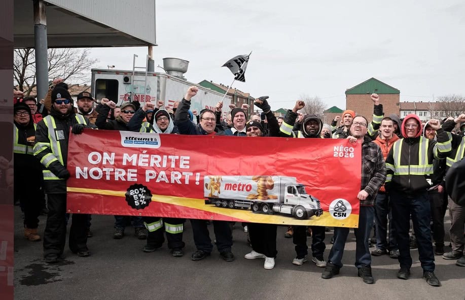 Metro,moyens,personnel,cadre,sécurité,dirigeants,manifestation,résidence,entreprise,Boucherville,salaire,conflit,action,travail,heures,slogans,pancartes