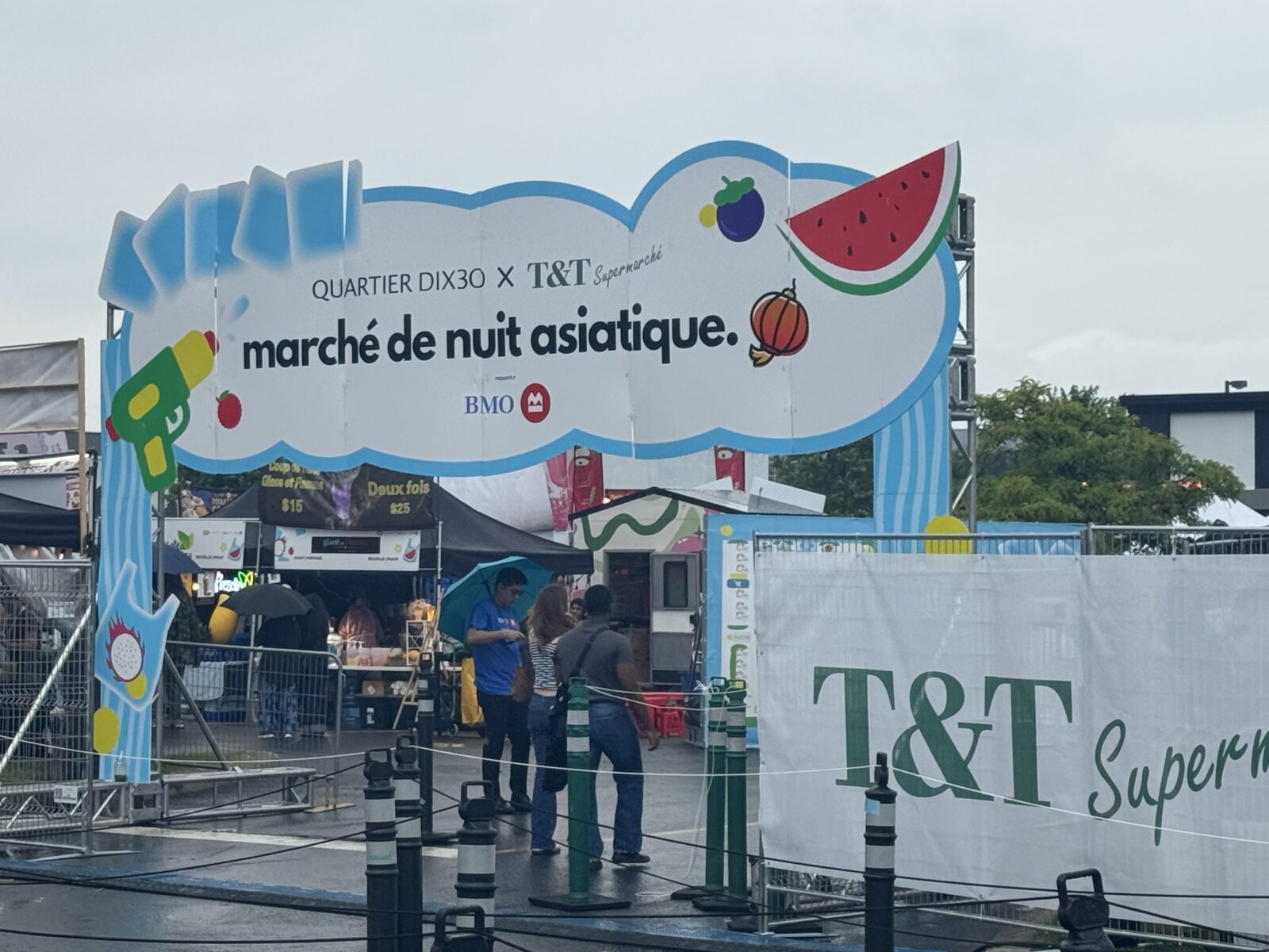 La deuxième édition Marché de Nuit Asiatique au DIX30 attire les foules