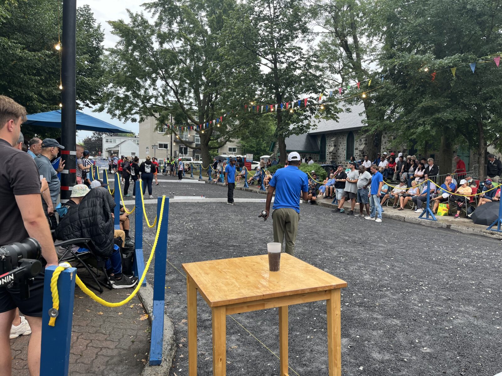 édition,Festi-Pétanque,pluie,champions,parc,participants,finale,ambiance,compétition,femmes,triplette,tournoi,spectateurs,calendrier,honneur,trophée,hommes