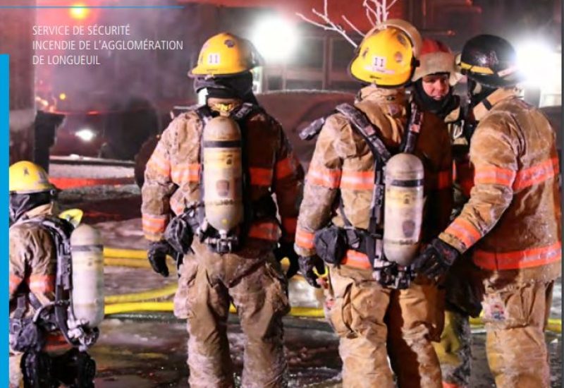 Le nombre d’interventions des pompiers est comparable pour les incendies de bâtiments entre 2020 et 2021. Photo: Facebook du SSIAL