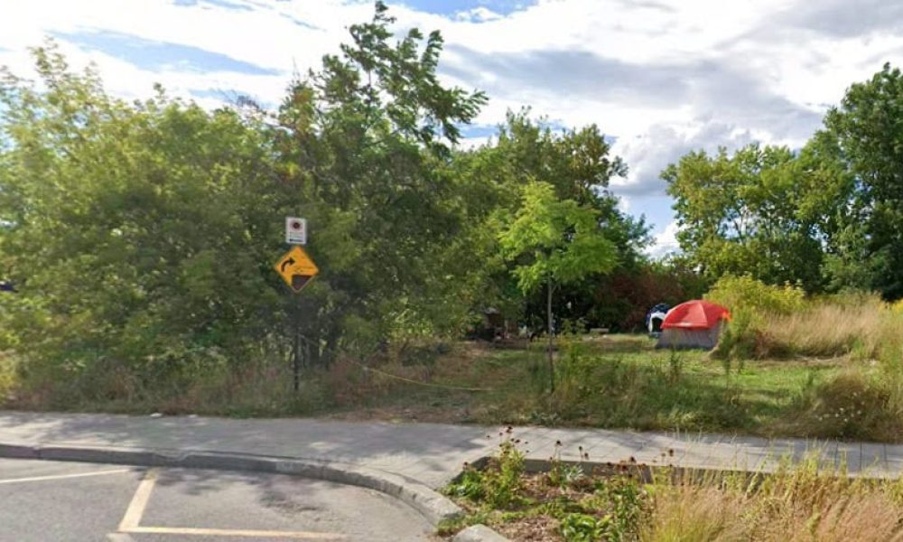 Le 350-360 Churchill à Greenfield Park. Photo: Google