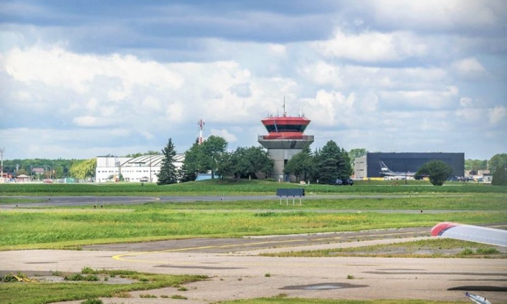 Aeroport-de-St-Hubert