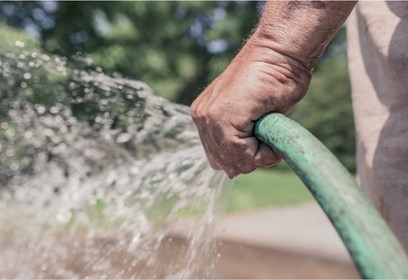 Les résidents de Boucherville devraient éviter de gaspiller l’eau cet été, encourage une conseillère. Photo : Pixabay