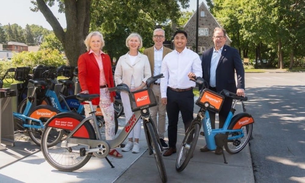 Trois stations BIXI débarquent à Saint-Lambert