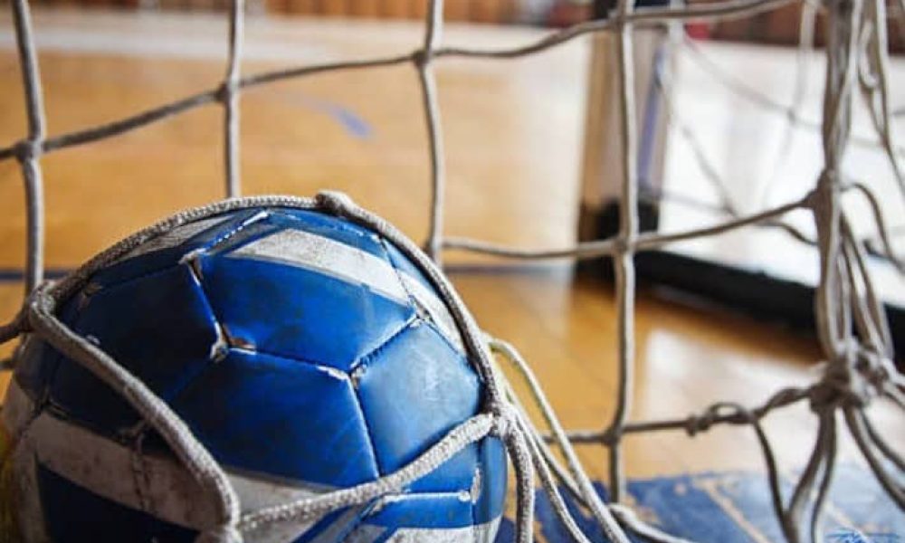 journaliste,Rive-Sud,futsal,collège,garçons,secondaire,volet,féminin,catégorie,masculin,terminé,équipes,filles,présence,école,éducation