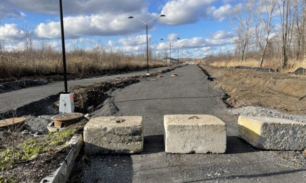 Les travaux du prolongement du boulevard Béliveau à Longueuil ont été interrompus. Photo: Archives
