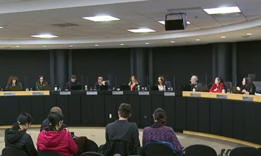 Brossard alloue des millions pour le réaménagement du parc Poly-aréna 