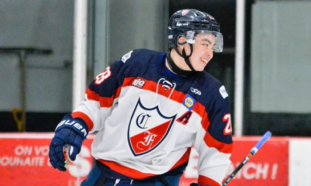 Le joueur du Collège Français, Owen Stammer. Photo: Justin Gervais