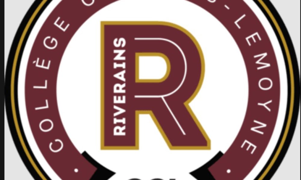 Les Riverains du Collège Charles-Le Moyne ont gagné leur troisième match de la saison 2025-2026 contre les Lions de Lac-St-Louis.