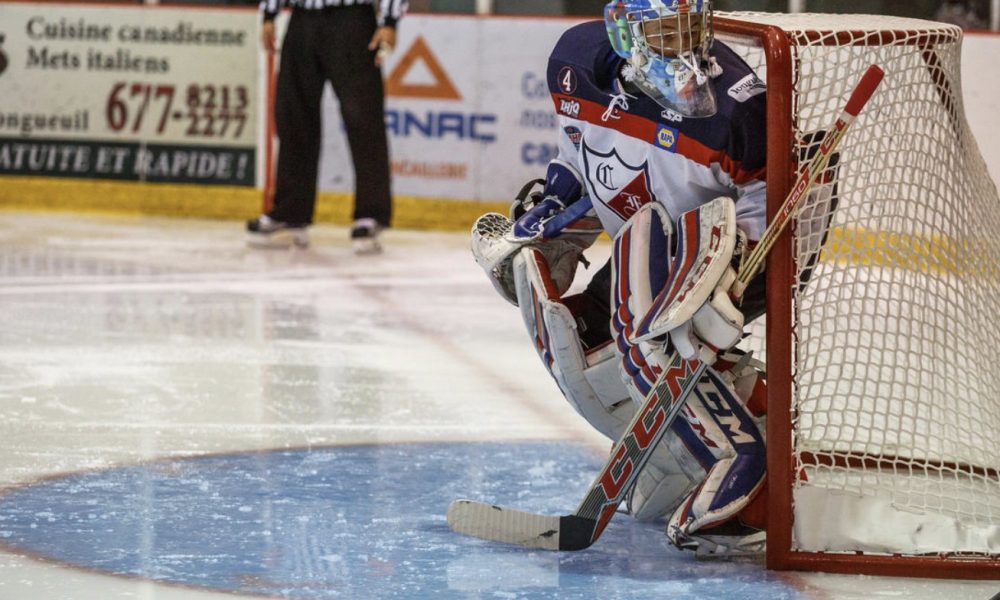 L'équipe du Collège Français de Longueuil reprend la saison régulière en force avec une victoire de 10 à 1 contre le Phoenix de Montréal le 9 janvier dernier au Colisée Jean-Béliveau.