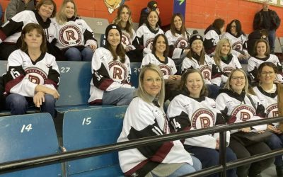 Les Riverains du Collège Charles-Lemoyne ont perdu la quatrième partie des séries éliminatoires contre les Gaulois de Saint-Hyacinthe dimanche.