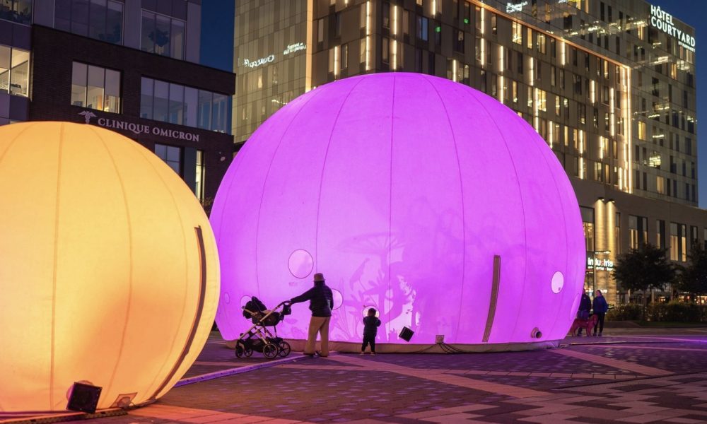 Brossard,installation,artipublic,ville,jardin,gratuite,place,Gare,station,panama,firme,soirs,visiteurs,collective