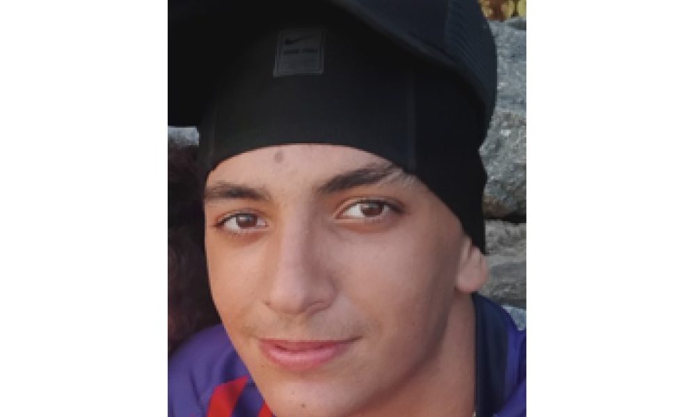 adolescent,disparu,Sûreté,Québec,Longueil,public,aide,demande,homme,jeune,secteur,rue,policier,région,personne,cheveux,yeux,santé