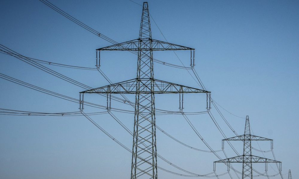 Toujours des milliers de clients sans électricité en Montérégie