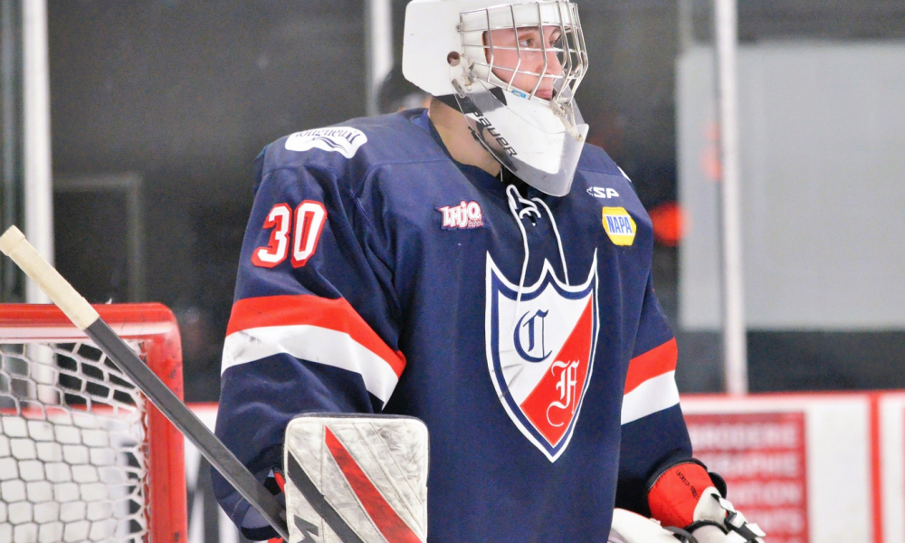 Le Collège Français bat la meilleure équipe du classement