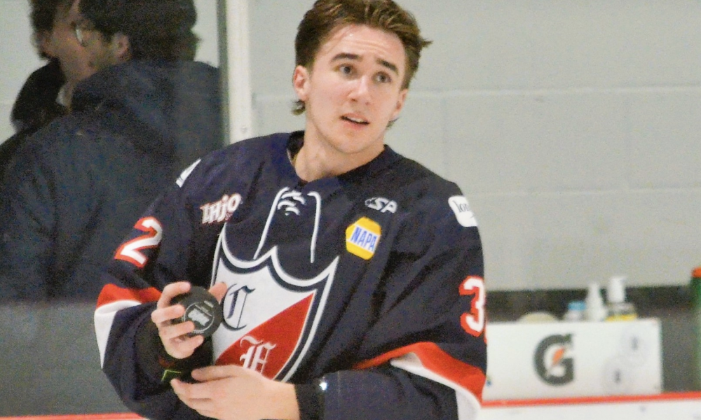 Mickaël Dupont mène le Collège Français à la victoire