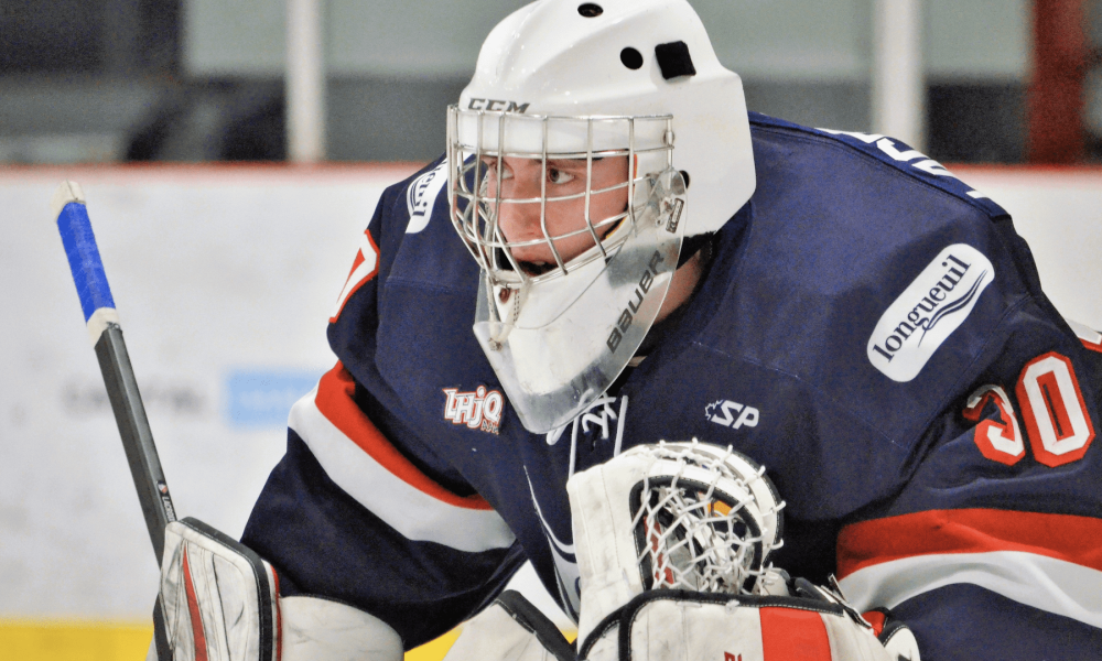 Mathis Lacroix-Goulet procure une victoire par blanchissage au Collège Français
