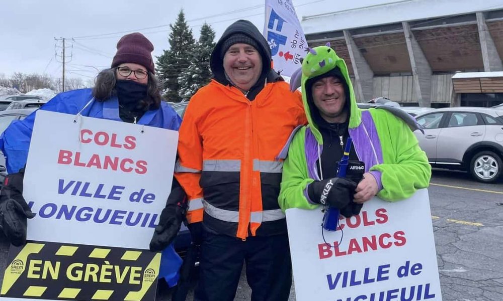 Les cols bleus de Longueuil attendent le vote des élus sur l’entente de principe