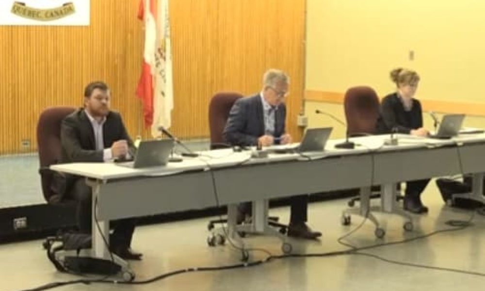 Des excuses à cause d'une séance francophone à Greenfield Park 