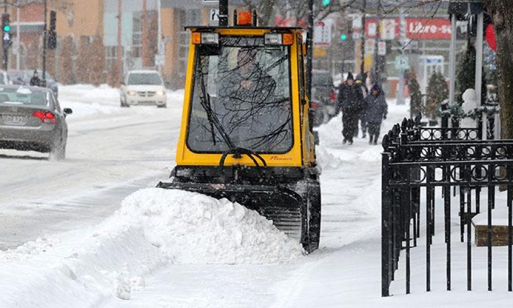 Des opérations de déneigement mieux gérées promettent les élus