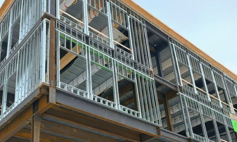 école,garder,centre,service,scolaire,bâtiments,croissance,ville,capacité,actuel,autorités,décision,terme,secondaire,édifice,augmenter,nouveau