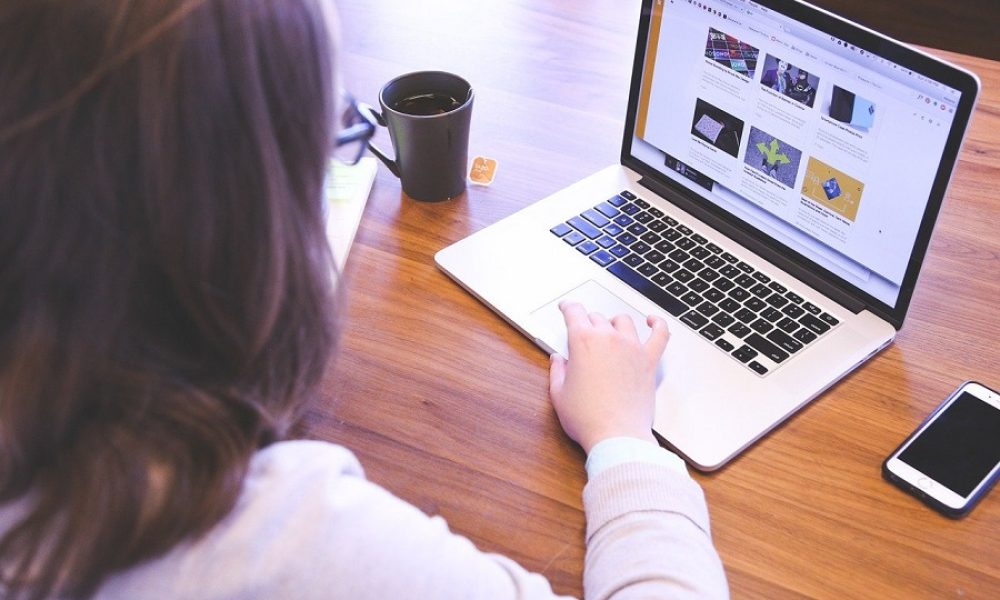 La santé publique en Montérégie aide des usagers avec Facebook