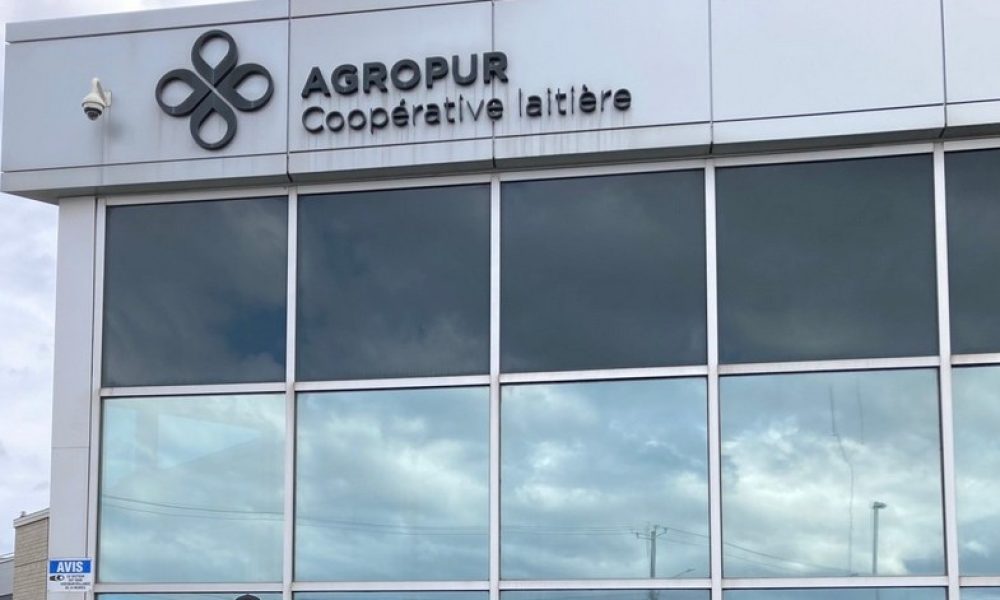 investissement,usines,Agropur,géant,laitier,siège,social,dollars,moderniser,projet,gouvernements,demande,croissante,chef,direction,coopérative,mise,service,techniques,emplois