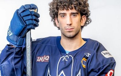 collège,signe,victoire,jours,domination,hockey,gain,partie,sports,période,avantage,Longueuil,match,but,partisans,victoire,rencontre,solide,réplique