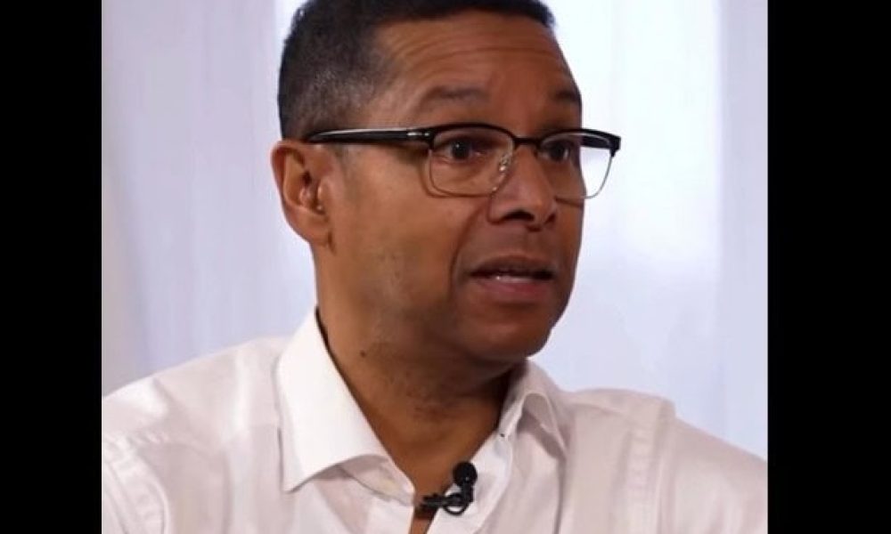 député,Taillon,ministre,avenir,politique,coalition,caucus,prochain,chef,course,démission,transition,temps,sociales,fonctions,portefeuille,retrait,allié,contexte,candidat