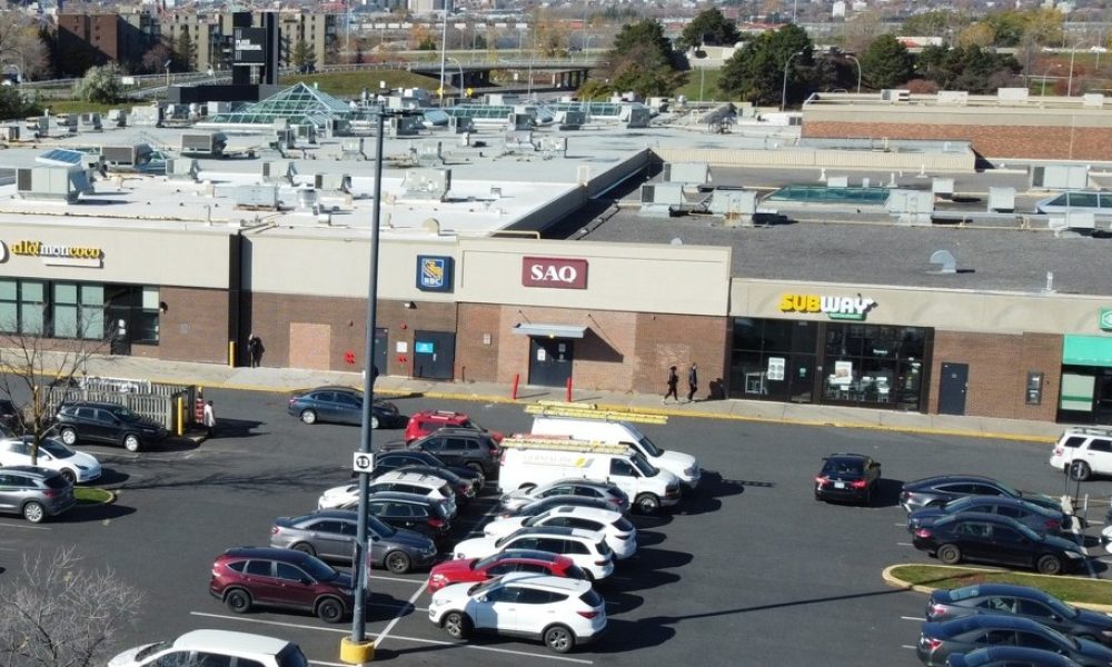 interventions,policières,Place,Longueuil,événements,SPAL,appels,mineures,étalage,vols,plainte,commerces,jeunes,parents,semaine,dossiers,période,aide