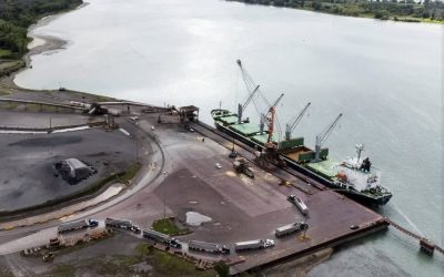 financement,projet,port,futur,expansion,dollars,banque,Canada,administration,chantiers,pays,terminal,capacité,traiter,million,mobilise,conteneurs,travaux,chaînes,émissions,modernes