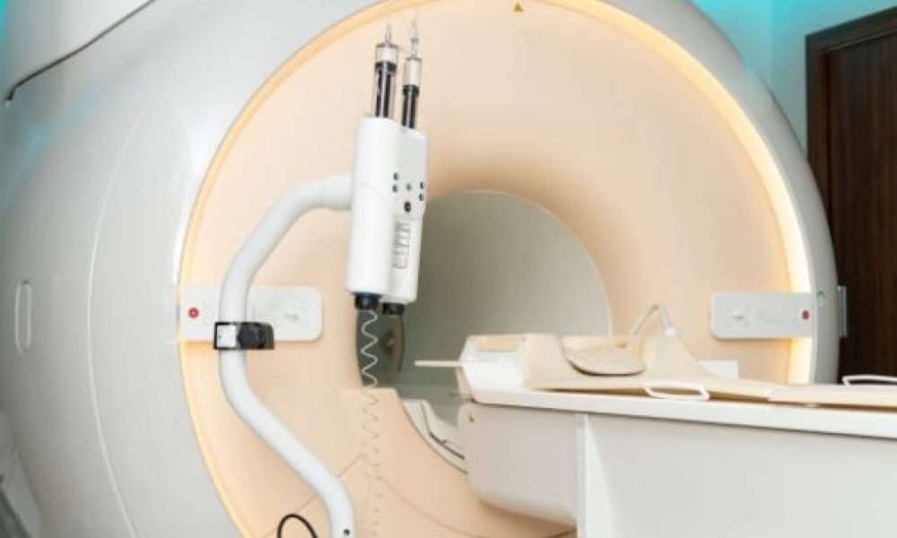 liste,attente,patients,IRM,hôpital,Longueuil,privé,payer,test,faute,imagerie,appareil,dépôt,ministère,santé,examen,fm1033