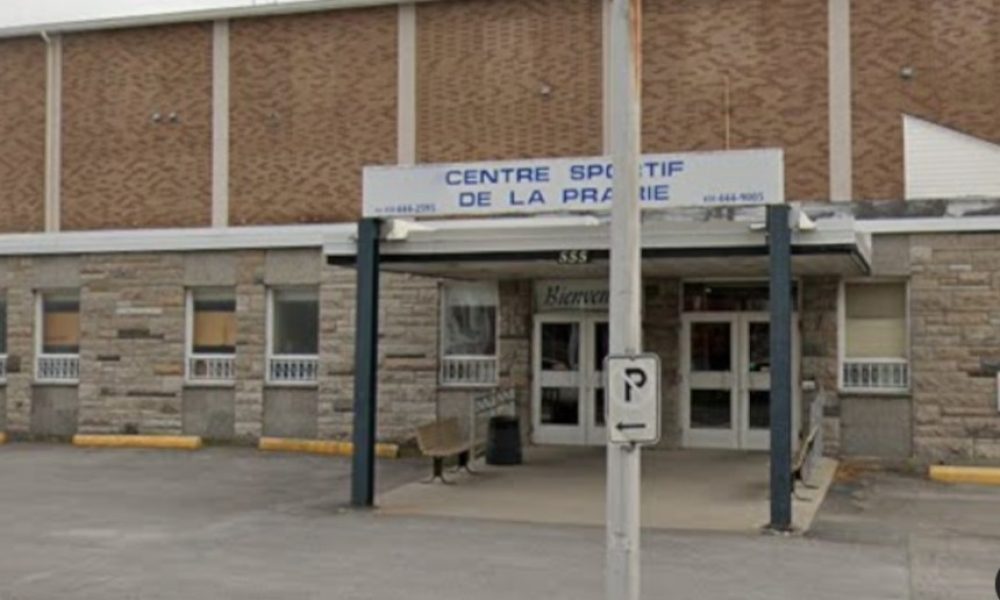 La Prairie,ville,espaces,glace,location,centre,sportif,occupation,conseil,municipal,activités,tenue,réservation,saison,heures,décision,services,tarif