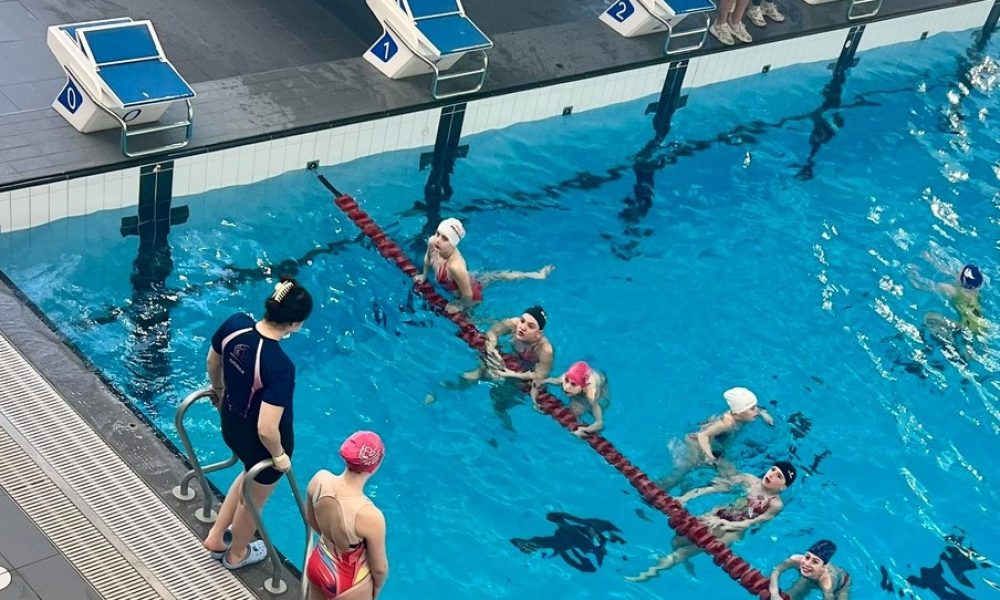 Saint-Bruno,club,aquatique,fm1033,ville,aide,financière,natation,artistique,soutien,bénévoles,période,face,mont,situation,organisme,collectivité,vigueur,frais,location,ouverture,complexe