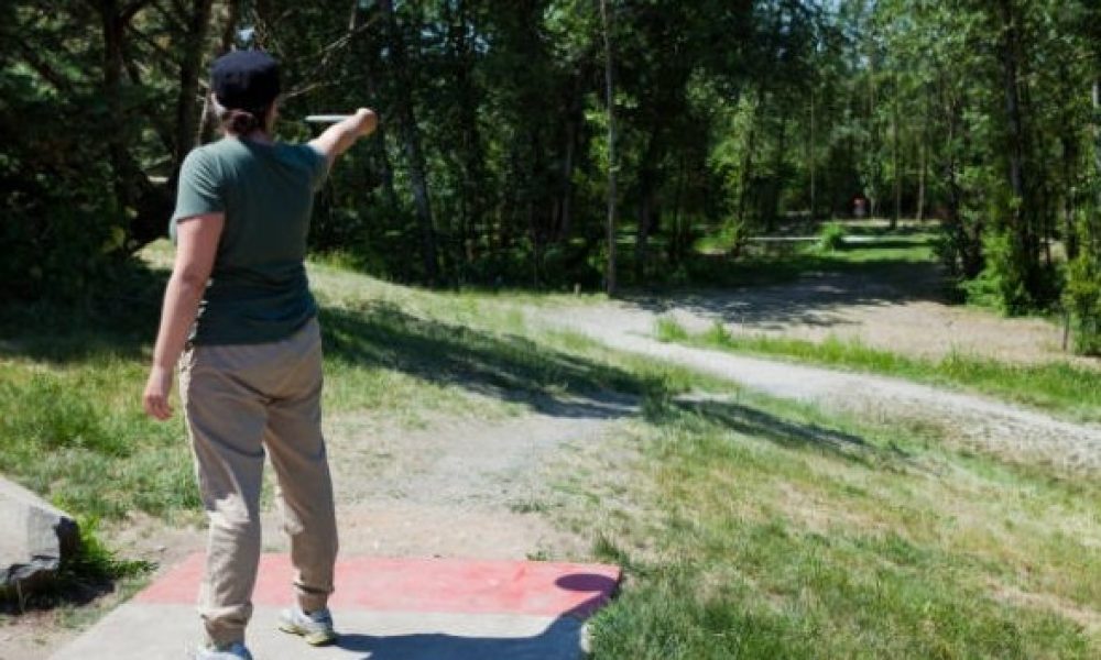 Le disque-golf gagne en qualité au parc de l’Île Charron