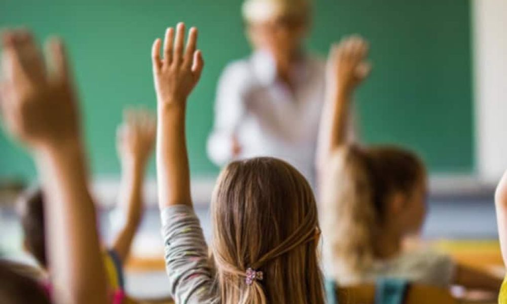 éducation,politiques,migratoires,experts,changements,impacts,qualité,enseignement,étudiants,Longueuil,critères,niveau,grands,centres,culturelle,importante